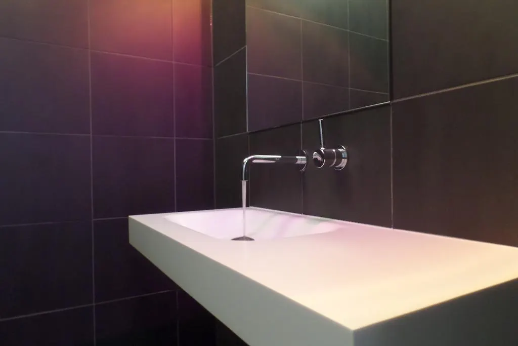 Maff Top Studio Apartment Den Haag 0*,  Niederlande