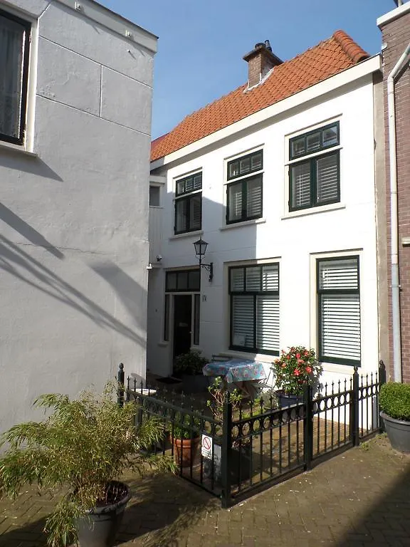 Maff Top Studio Apartment Den Haag