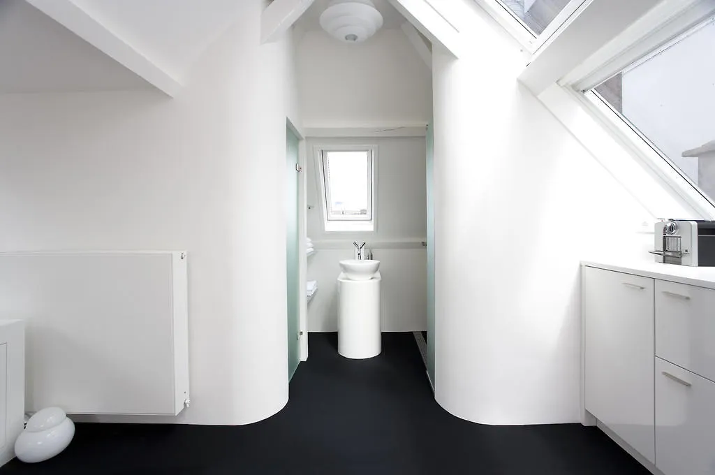 Maff Top Studio Apartment Den Haag 0*,  Niederlande