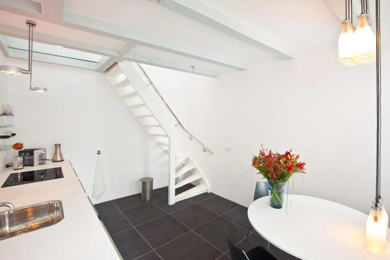 Maff Top Studio Apartment Haag